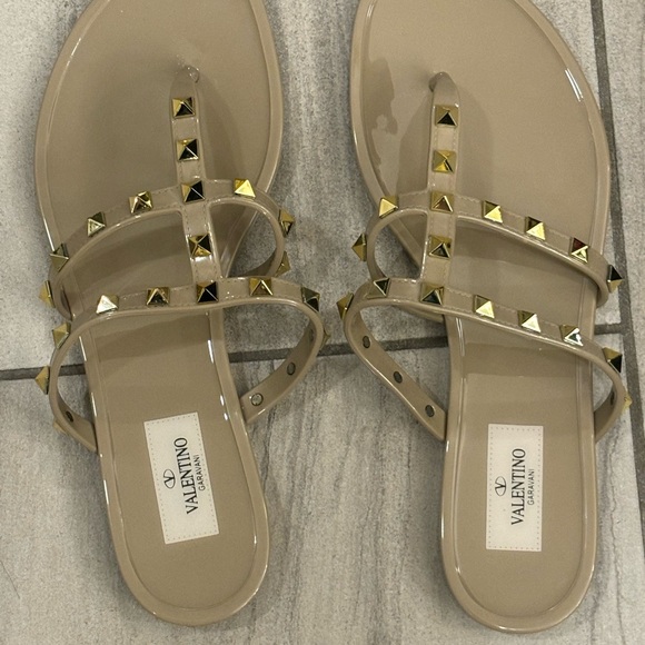 Valentino rockstud beige jelly sandals sz 38 - Picture 2 of 5